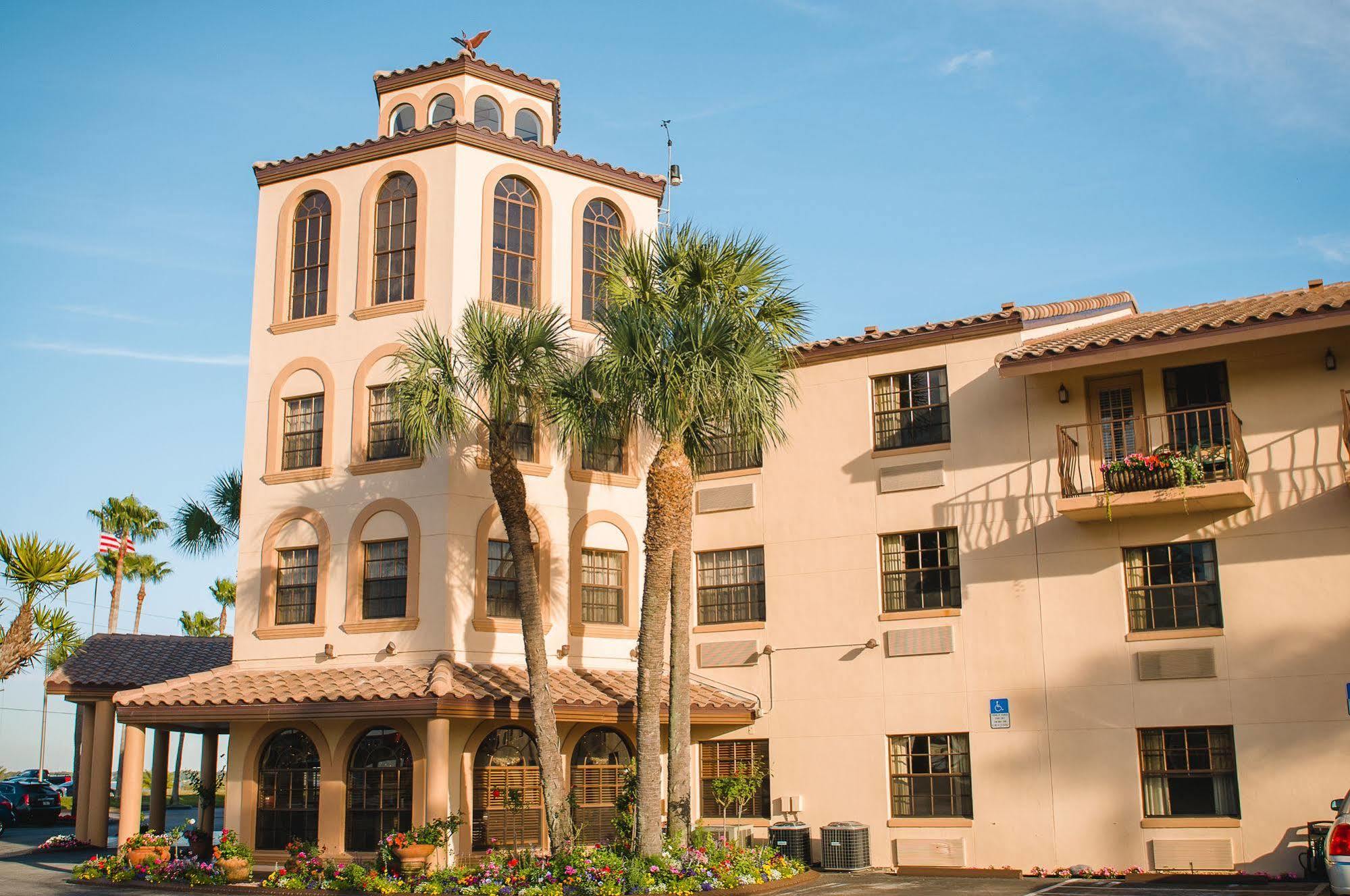 Inn On The Lakes Sebring Bagian luar foto