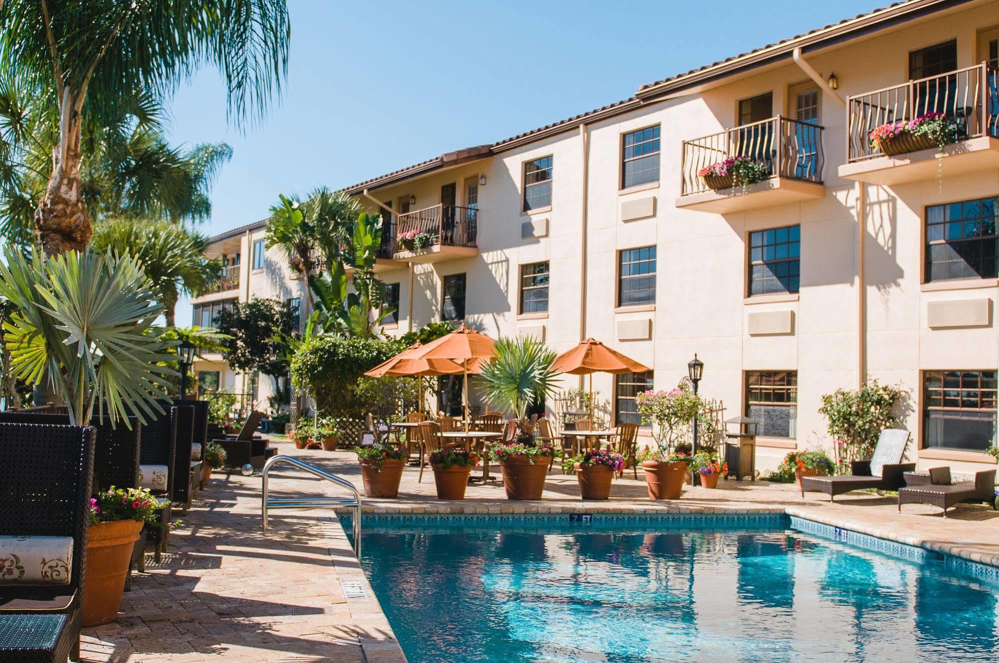 Inn On The Lakes Sebring Bagian luar foto